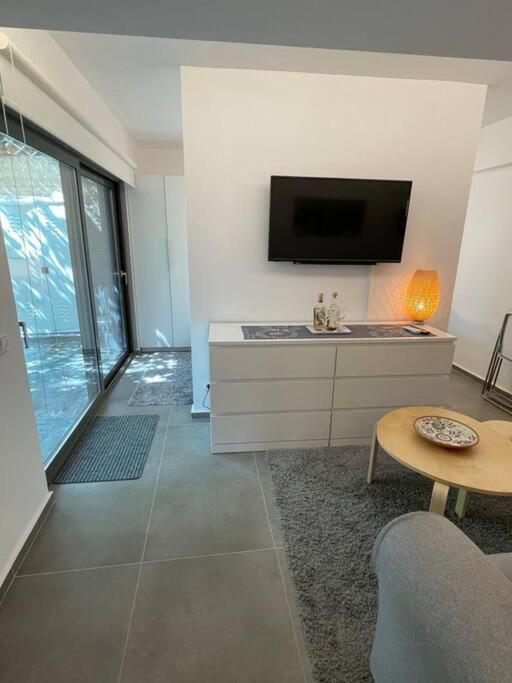 Apartamento Charming Coastal Retreat Anavyssos Exterior foto